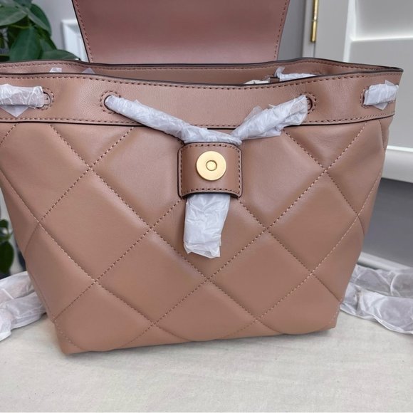 🔥NeW! $678 Tory Burch Soft Quilted Willa Backpack - Picture 3 of 11